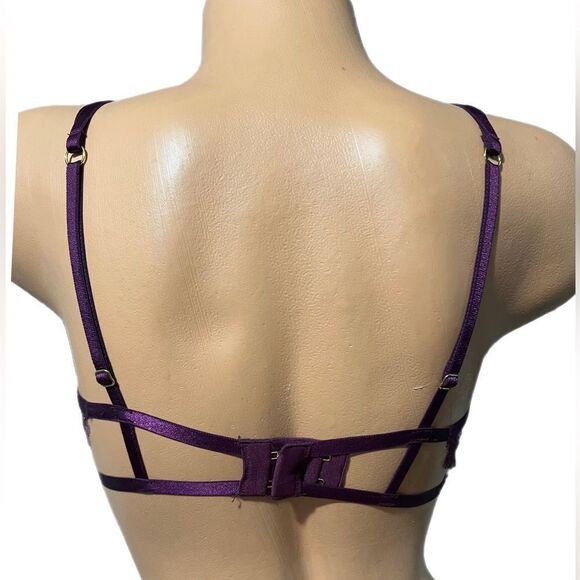 Victoria's Secret Very Lined strappy Balconet underwire Bra wine buff 34D - Picture 3 of 3